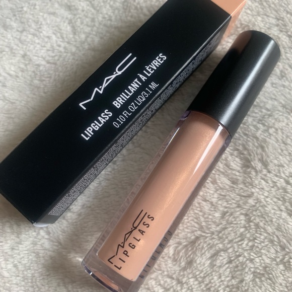 mac lip gloss c thru Amazon.com : Lipglass it imparts highly pigmented colour in a high gloss MAC Cosmetics | Beauty and